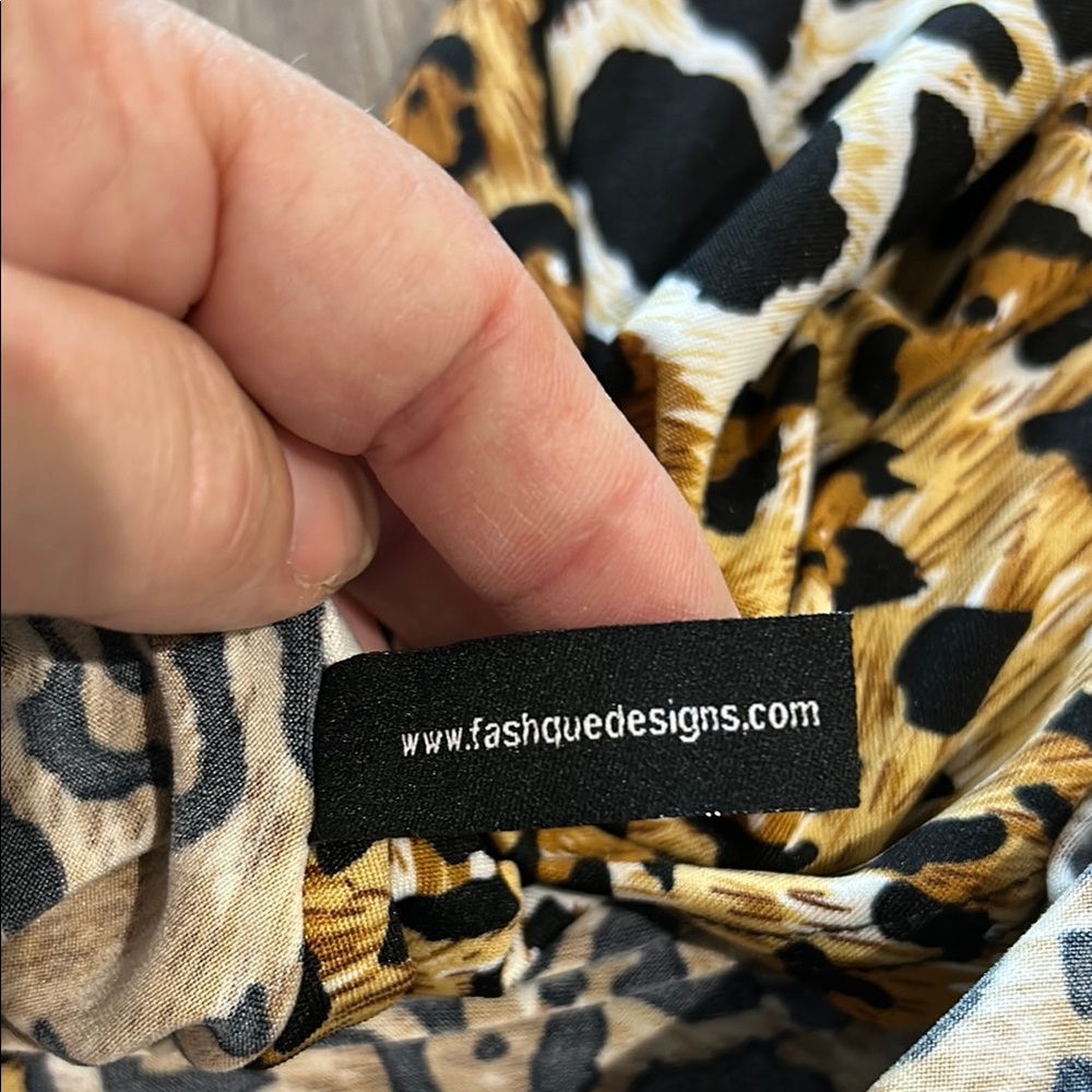 NWOT - FASHQUE STUDIO Leopard Print Women's Duster - Picture 4 of 10